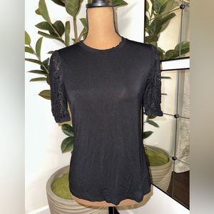 Black balloon lace sleeve